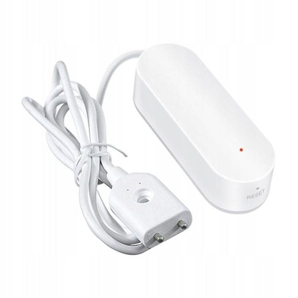 Power filter replacement device with plug and cable for water purification systems, designed for easy installation and maintenance. Perfect for household water filtration needs.