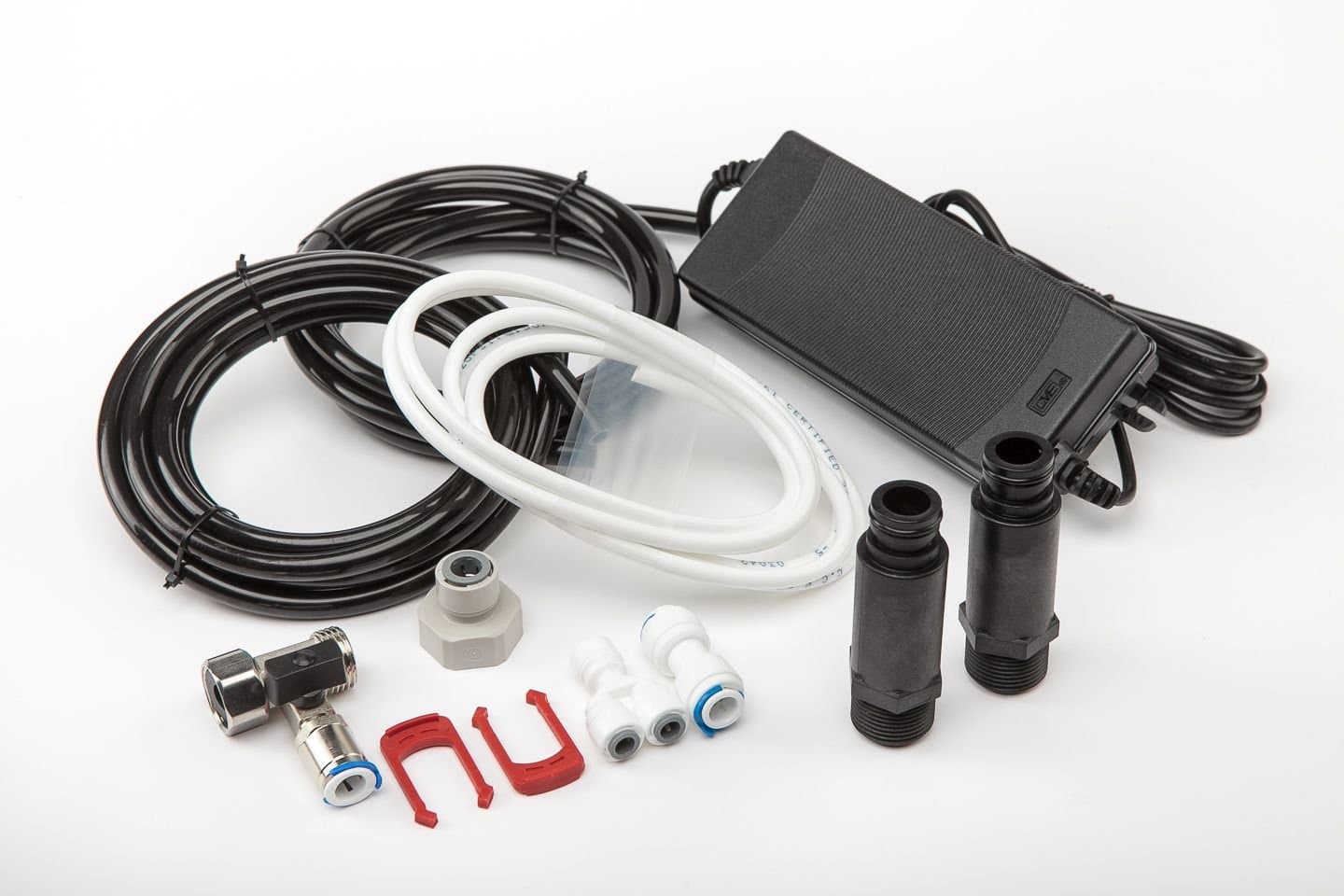 High-quality water filtration system components including black and white tubing, filters, connectors, and fittings for efficient water purification and filtration solutions.